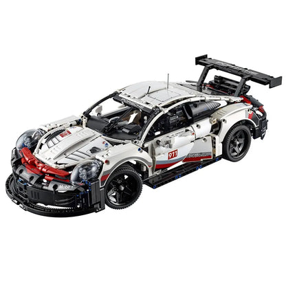 Porsche 911 RSR (1580 peças)