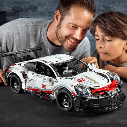 Porsche 911 RSR (1580 peças)